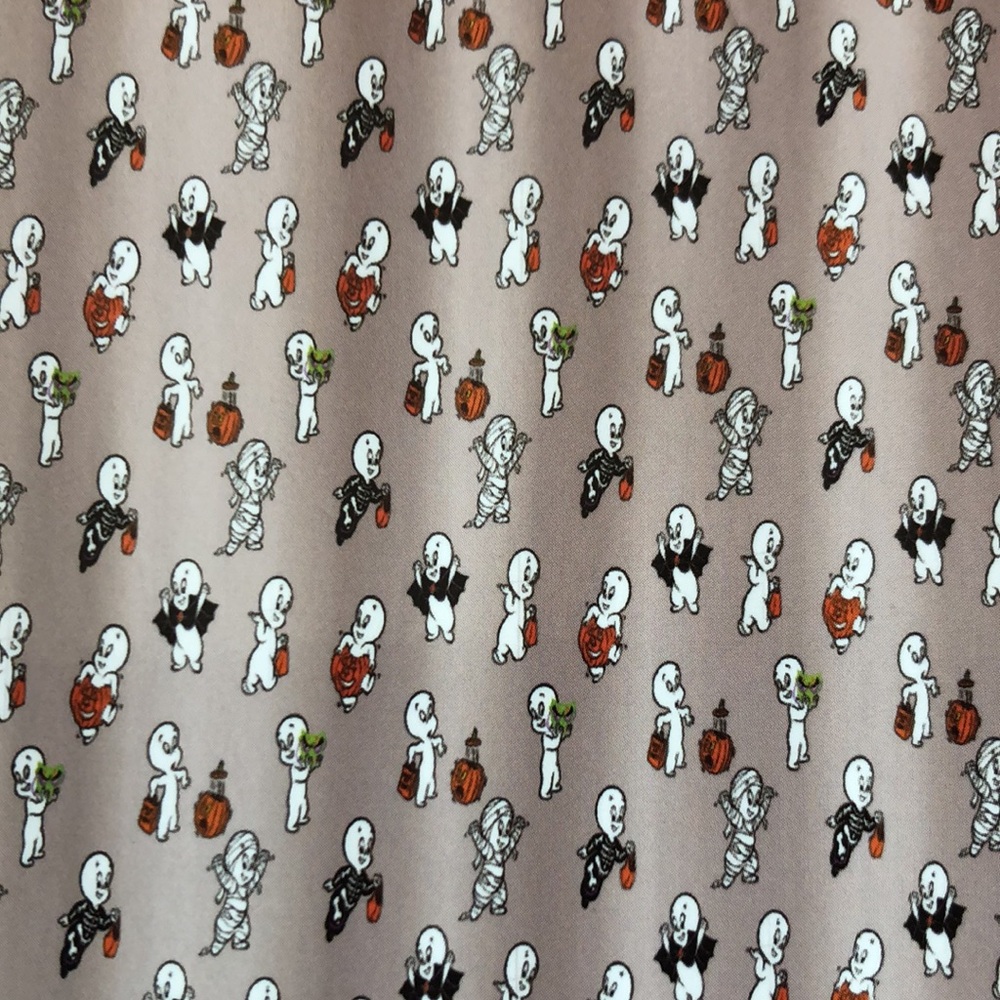 CASPER The Friendly Ghost HALLOWEEN Shower Curtain - Picture 6 of 7